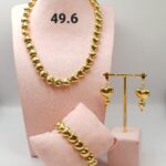 Bold linked Italian Gold