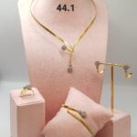 Elegant Drop Pendant Gold Jewelry Set