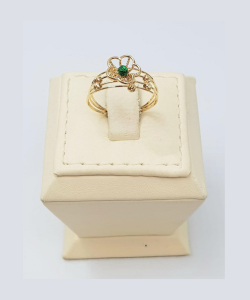 Jewelry &<br/>Rings